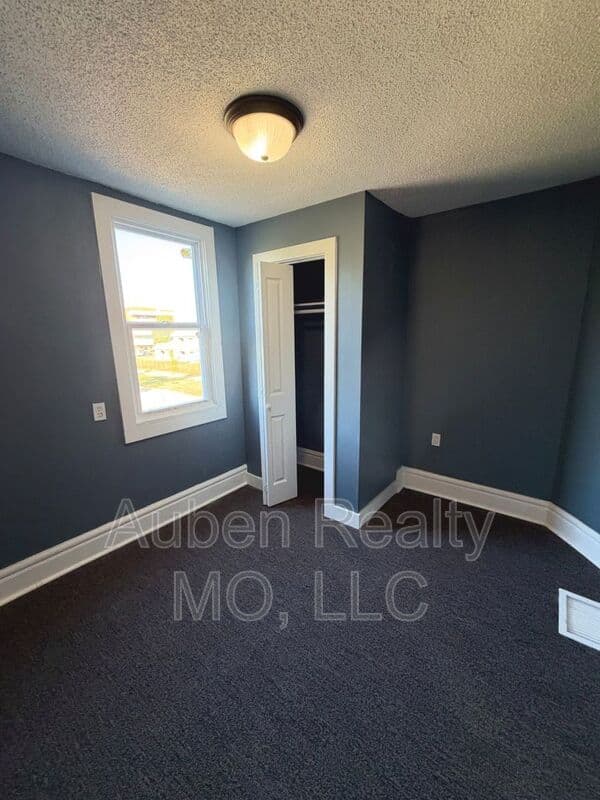 Kansas City House: 2600 Euclid Ave