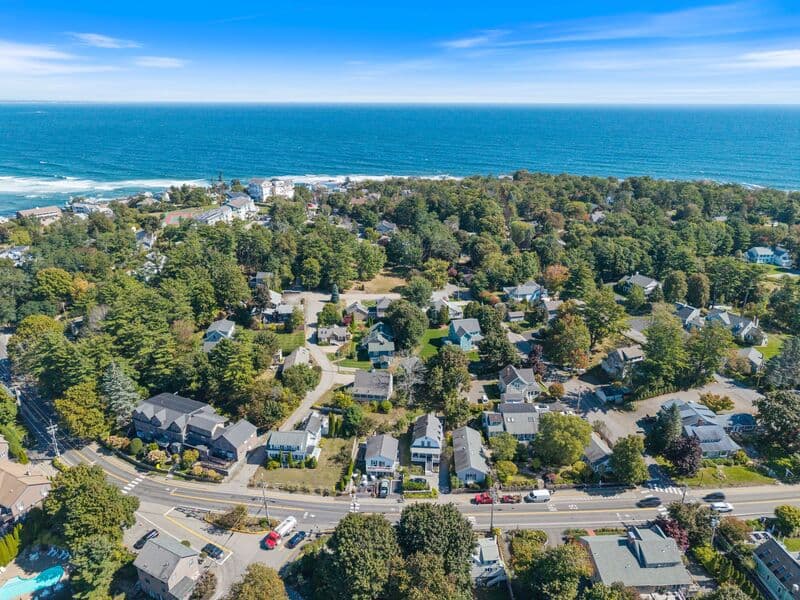 Ogunquit House: 240 Shore Road