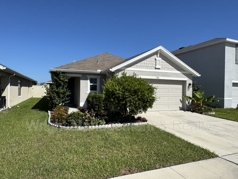 Wimauma House: 5586 Logan Cave Avenue