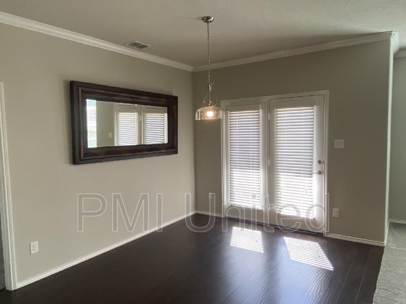 Denton House: 5424 Sea Cove Ln