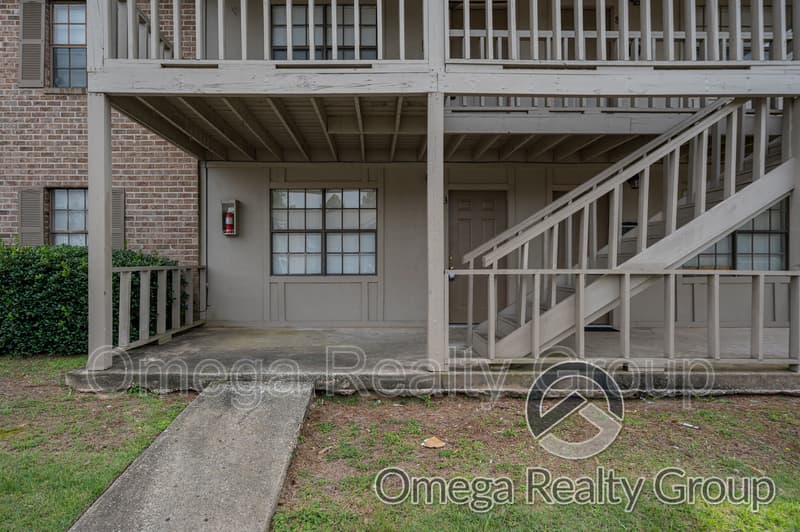 Phenix City Apartment: 901 25th Ave
