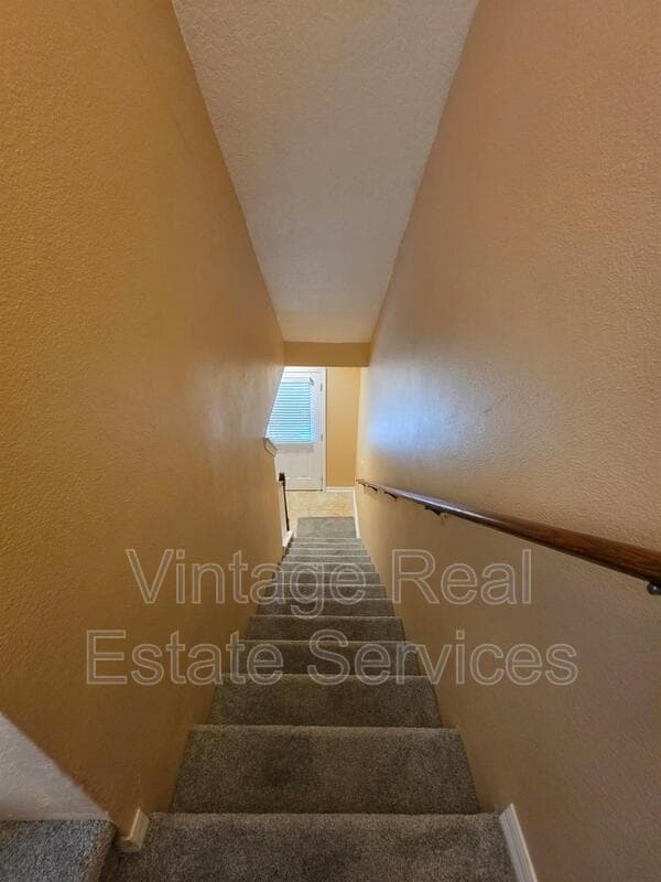 Brandon House: 2425 Middleton Grove Dr