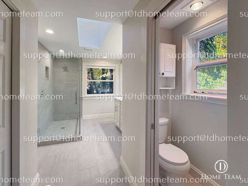 Bellevue House: 12903 NE 28th St