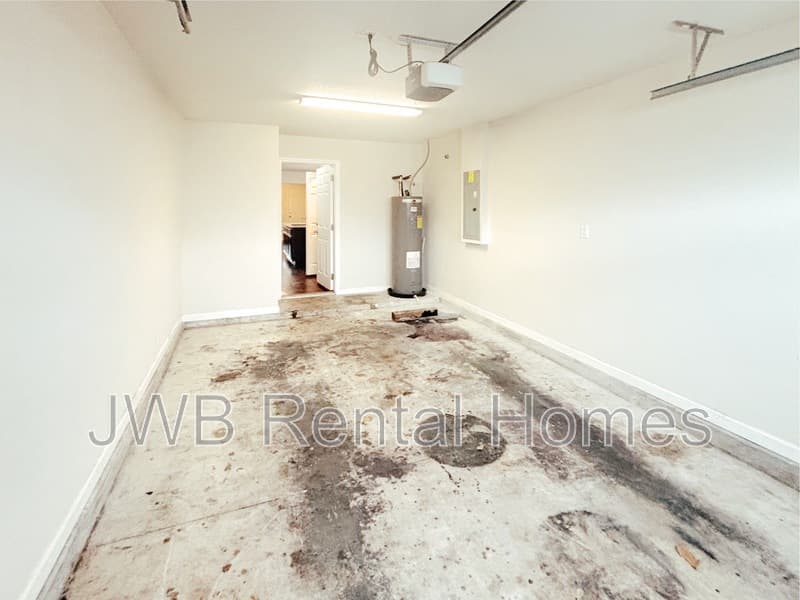 Jacksonville House: 3038 Rayford St
