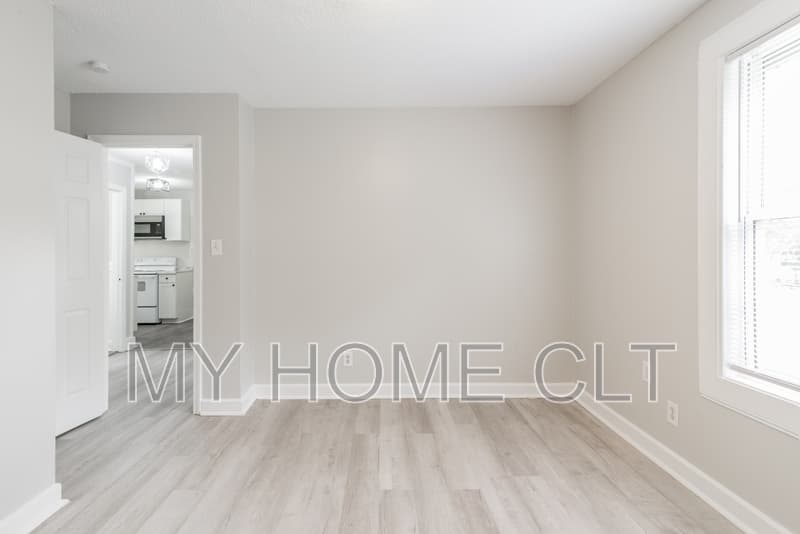 Charlotte Condo: 2517 Hemphill Street - 2