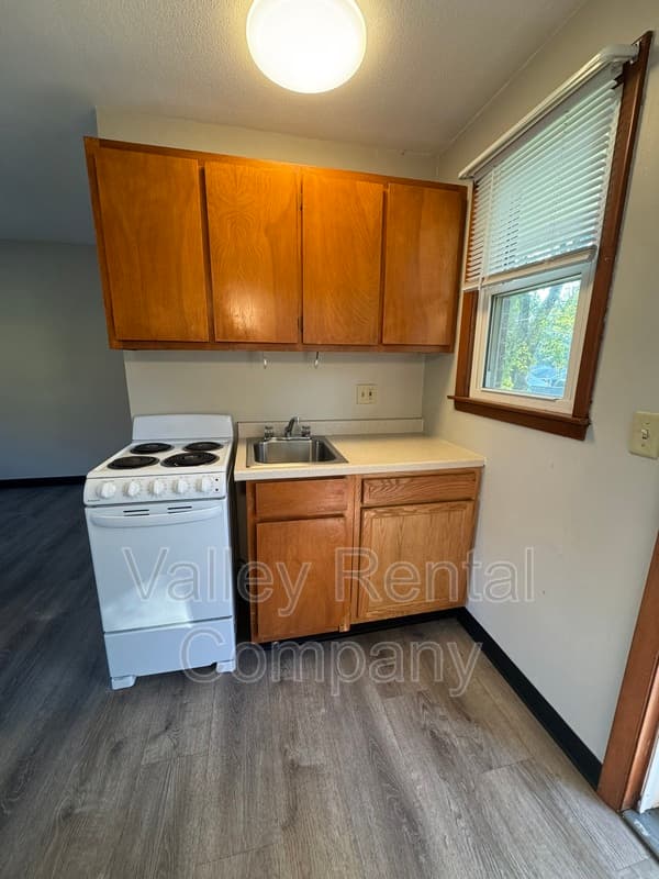 Agawam Condo: 21 Dwight Street - 10