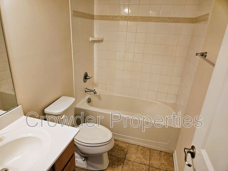 Charlotte House: 4023 Zilker Park Dr