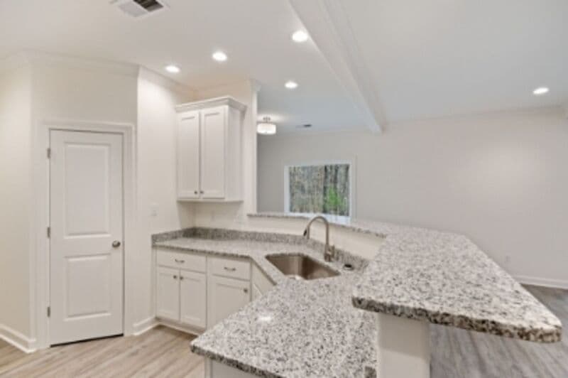 Byhalia House: 31 Scattered Oak Drive