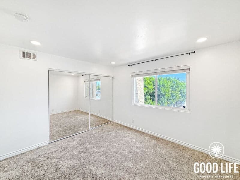 El Cajon Condo: 1386 E Madison Ave