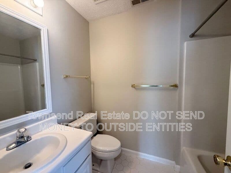 Fayetteville House: 2012 Fig Ct.