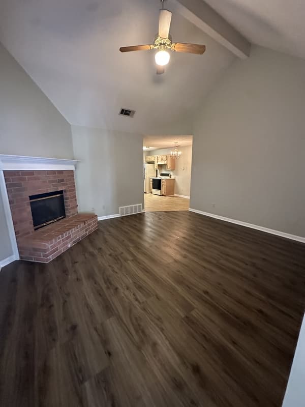 Memphis House: 8363 Mangrove Drive