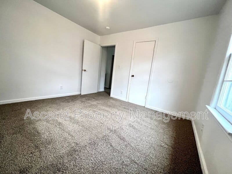 Chattanooga House: 623 Belle Vista Ave