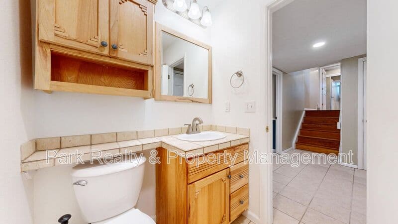 Aurora House: 2946 S Moline Pl