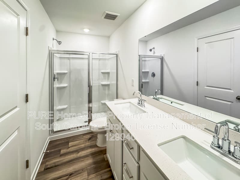 Gilbert Townhome: 314 Livesey Ln