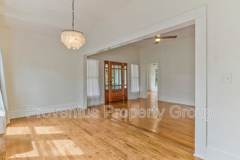 Pensacola House: 904 North 16th Avenue