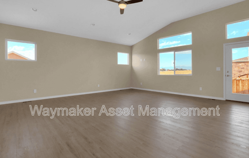 Peyton House: 6594 Gelbvieh Road