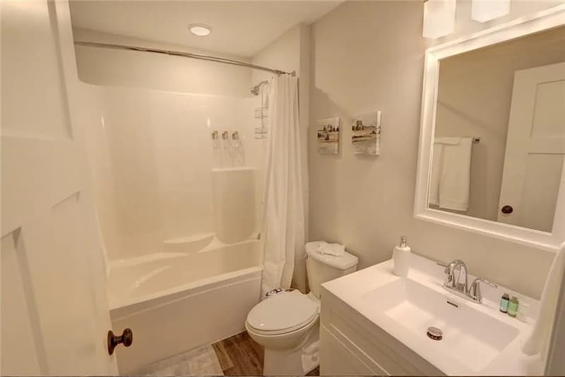 Hayward Condo: 10011 Aspen Ln
