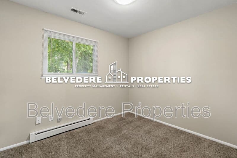 Greensboro House: 3005 Kilkenny Ave