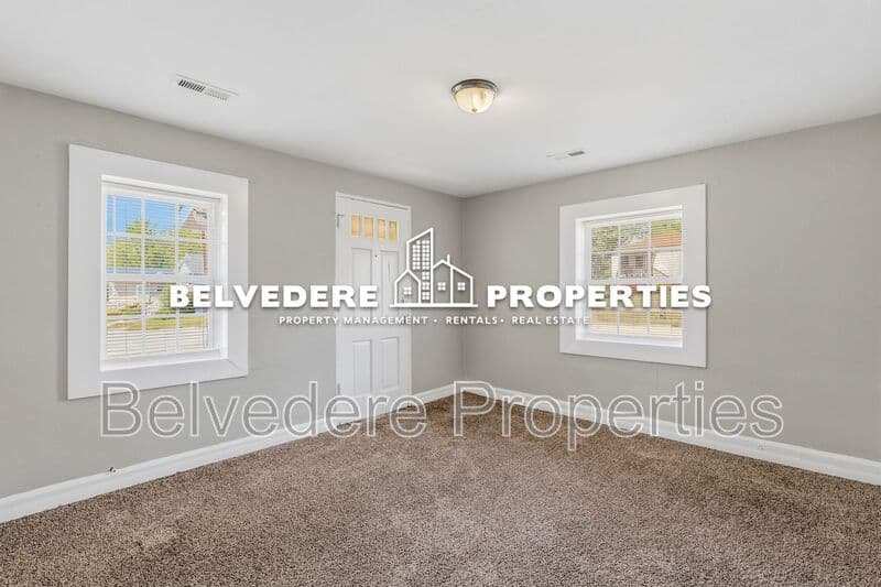 High Point Condo: 1730 Brooks Ave