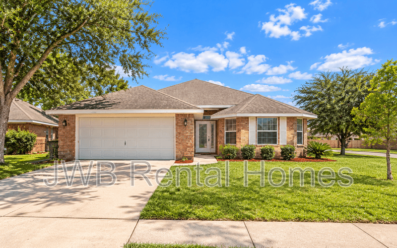 Jacksonville House: 7547 Westland Oaks Dr