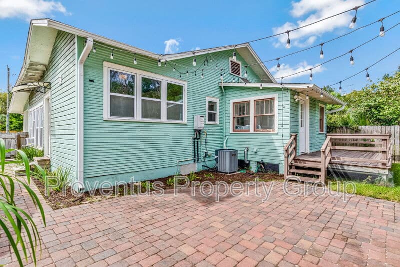Pensacola House: 904 North 16th Avenue