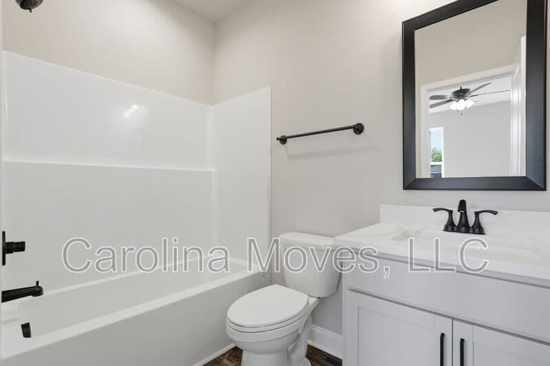 Greenville Townhome: 19A Scott St.