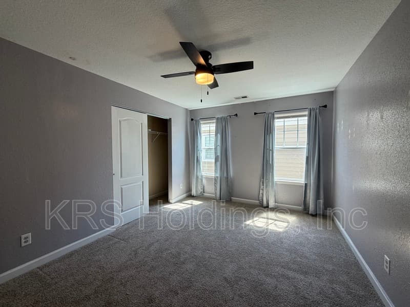 Portsmouth House: 214 Harmony Dr
