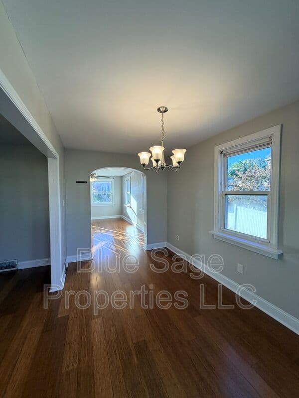 Ridley Park Townhome: 600 Michell St
