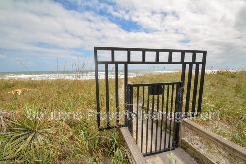Cocoa Beach Condo: 4700 Ocean Beach Blvd