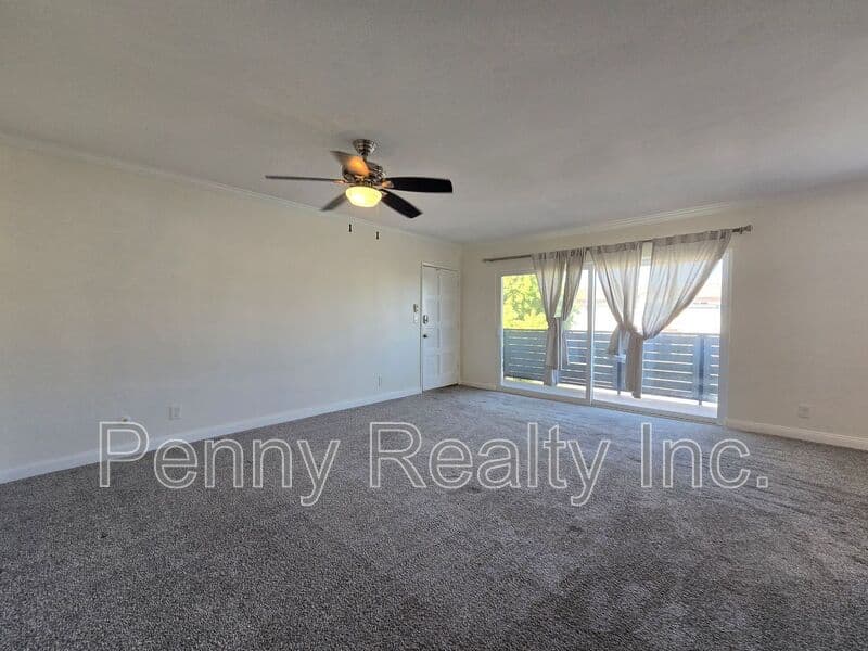 San Diego Condo: 2861 Polk Ave.