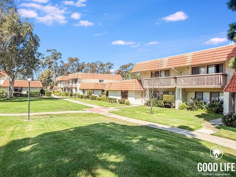 Carlsbad House: 3033 Via Sabinas