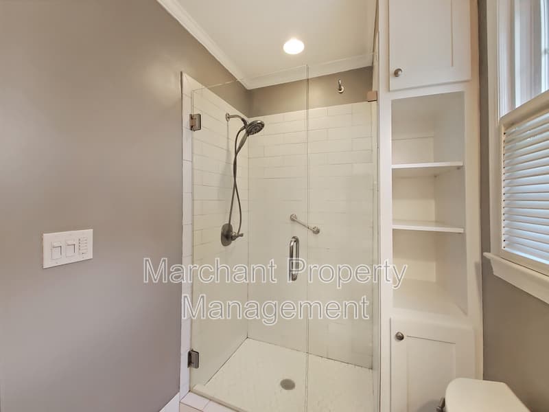 Simpsonville House: 121 Coalmont Court