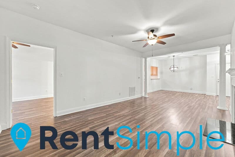 Gainesville Condo: 13890 Chelmsford Drive