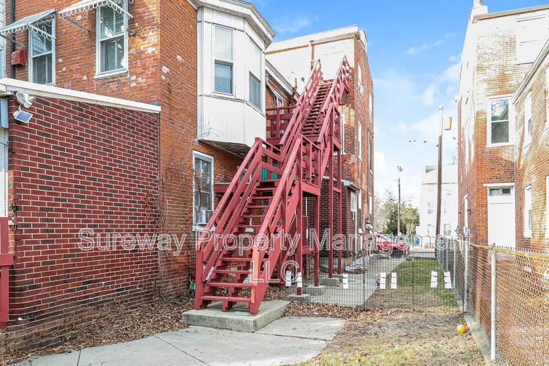 Burlington Condo: 212 East Broad Street
