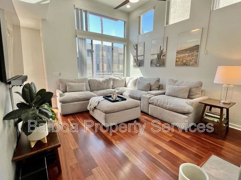 Phoenix Townhome: 3633 N 3rd Ave