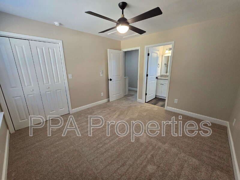 Mebane Condo: 404 Giles St