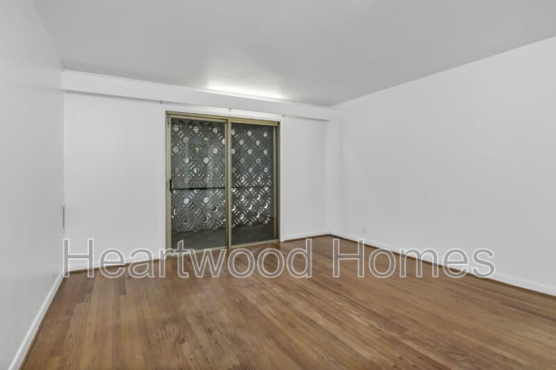 Columbia Condo: 934 Laurens Street