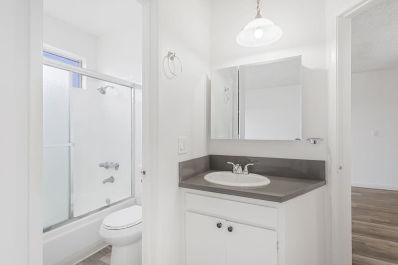 Los Angeles Condo: 12500 Culver Boulevard - 314