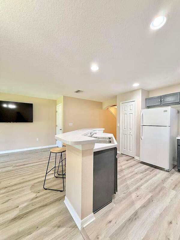 Brandon Townhome: 2516 Oleander Lakes Drive