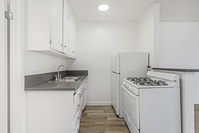 Los Angeles Condo: 12460 Culver Boulevard - 03