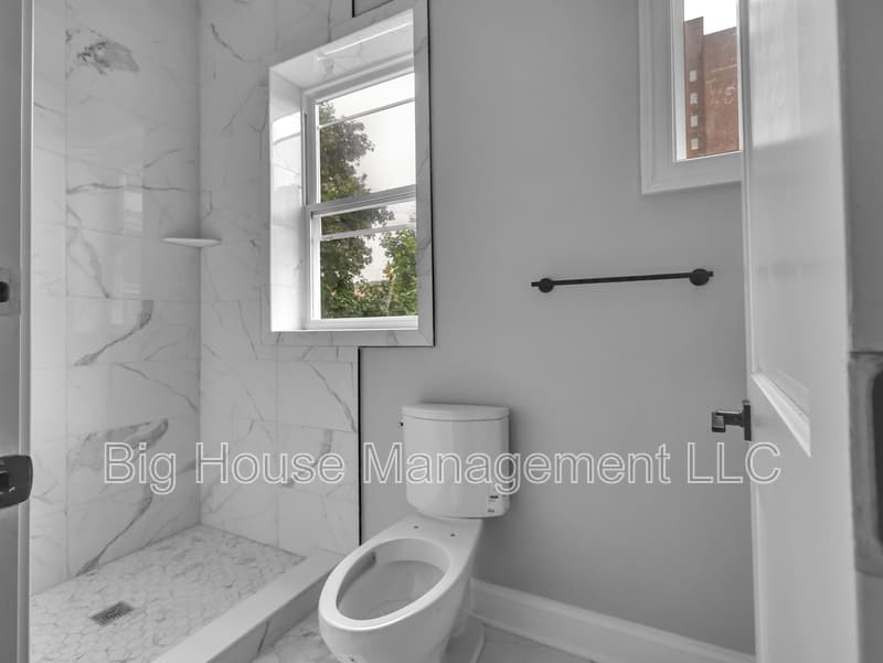 Baltimore Condo: 707 Druid Park Lake Dr