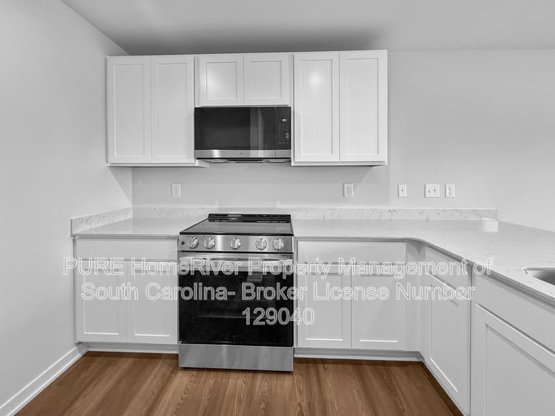 Spartanburg Townhome: 3062 Oaksmere Dr