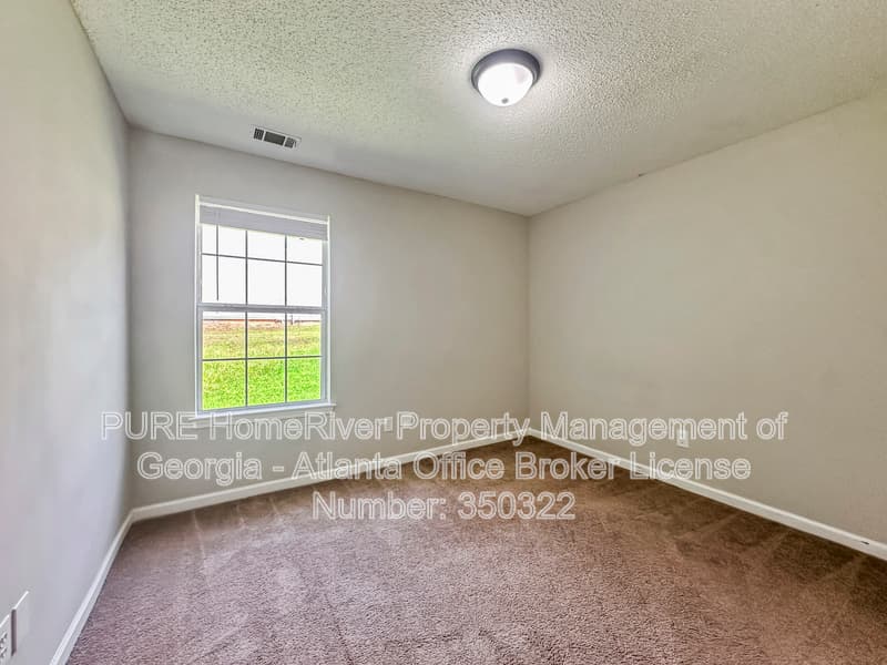 Mcdonough House: 1017 Maris Ln