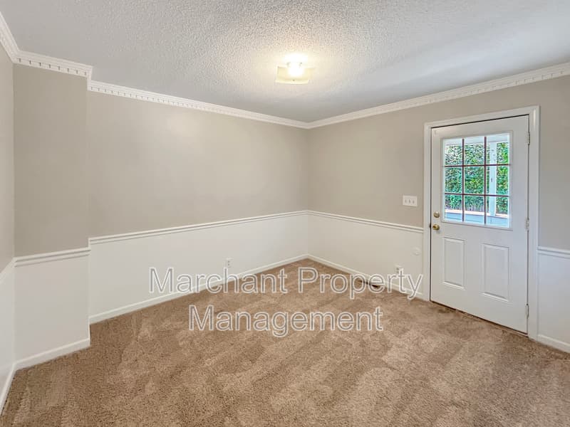 Easley House: 118 Creek Drive