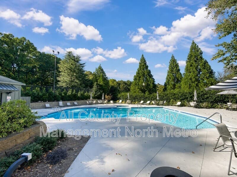 Marietta Condo: 4120 Riverlook Pky SE