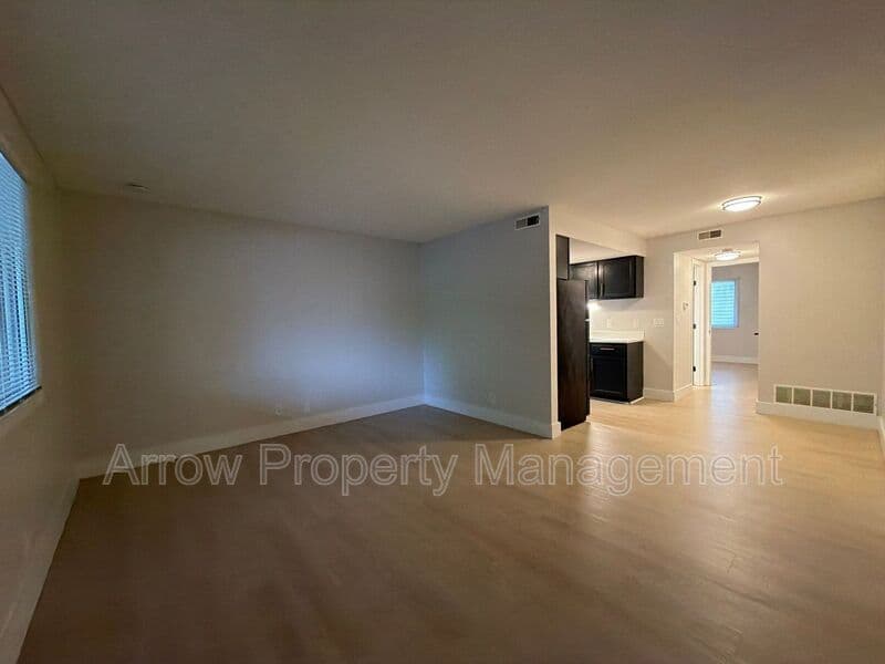 Lincoln House: 3619 North 60th Street