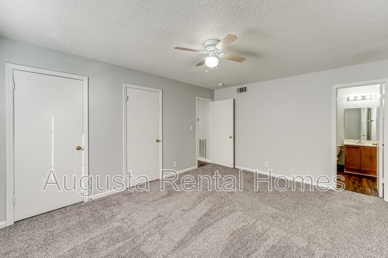 North Augusta Condo: 520 East Buena Vista Avenue - 1008