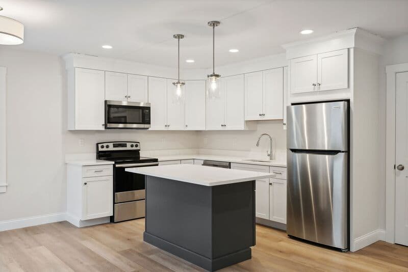 Wells Townhome: 42 Foliage Way