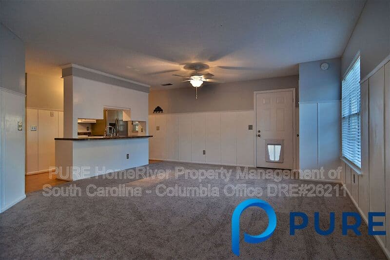 Columbia House: 17A Battery Walk Ct