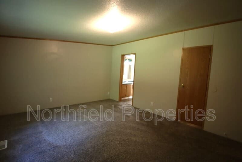 Tulalip House: 12105 26th Ave NE